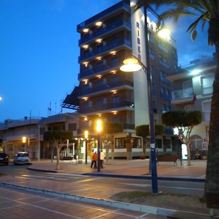 Hotel Ribera サンティアゴ・デ・ラ・リベラ エクステリア 写真